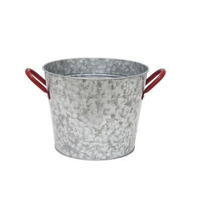 China Rustic Galvanized Rustic Country Style Metal Beverage Bucket Party Champagne Ice Bucket Viable for sale