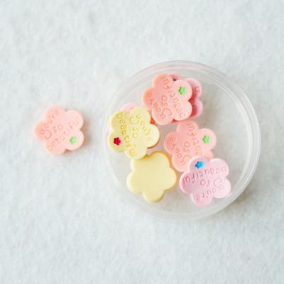 China High Quality Europe Resin Flat Back Charms Flower Cabochons For DIY Scrapbooking Craft Decoration Crafts for sale