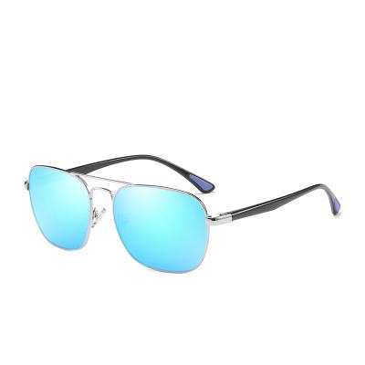 China Metal Plastic Classic Designer Mens Womens Fashion Sun Glasses Blue Famous Brand Sunglasses UV400 Day Night Polarized 2021 for sale