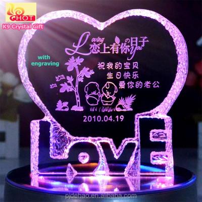 China Wholesale Clear 3D Laser Engraved Custom Image Crystal Glass Cube Crystal Wedding Decorations for sale