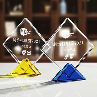 中国 Pujiang DEHAO Factory Cheap Cost Custom Engraving Crystal Glass Plaque Crystal Awards 販売のため