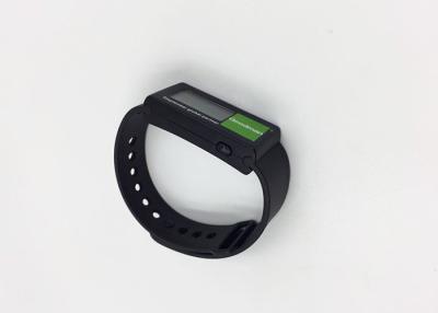 Chine Compteur d'étape simple de podomètre de fonction, bracelet de moniteur de l'étape 3D pour des enfants/adulte à vendre