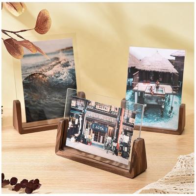 China Decorative Photo Frame Magnetic Poster Hanger Top Selling with Best Price Walnut  Frame Wood Frame for Wall Decoration Wall Art Laser Bag OEM Logo Gua for sale