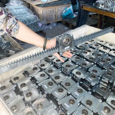 China Custom Greenhouse Ventilation Shading System with Gear-Rack for sale