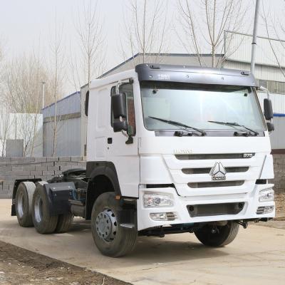 China 420HP Sinotruck HOWO 6X4 Tractor Head Trailer Camion Truck com A/C Cabin Benefit à venda