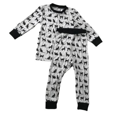 China Black Cat Printing Boy Causal Cool Nightgowns Wear Suits Kids Dressing Sets for sale