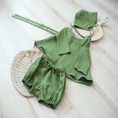 China Casual Toddler Girls Clothing 2pcs Super Soft Green Canvas Outfit With Hat for sale