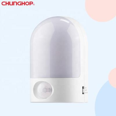 China SD-650E Motion Sensor Residential Battery Operated White Wireless Led Light For Cabinet Cabinet Bathroom Bedroom Kitchen for sale