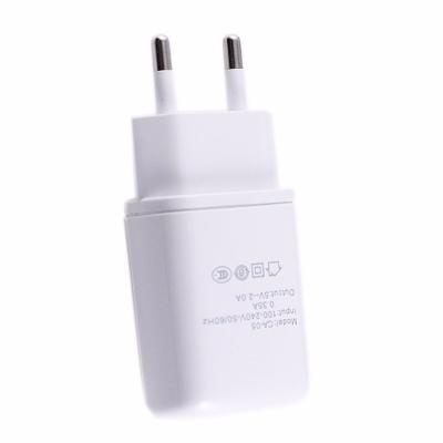 China For iPhone/Samsung Travel/Smartphone/Tablet/Ebook/MP3/MP4/GPS High Quality Simple Mobile Accessories 5V 2A USB Single Left Wall Charger For iPhone /Samsung Charger for sale