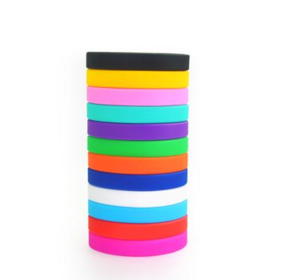 China New Australian Debossed Silicone Wrist Bands, Personalized Silicone Scented Wristband, Thin Silicone Rubber Wristband for sale