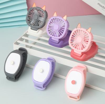 China 2021 Cheap Price Car Charging Detachable Handheld Mini Portable Pocket Folding And Usb Charging Fan for sale