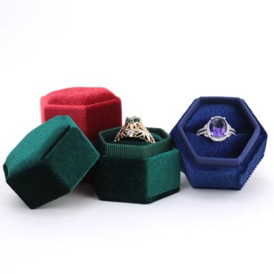 China Eco-friendly Jewelry Ring Earring Box 2021 Best Selling Special Luxury Royal Brown Green Velvet Gift Empty Packaging Jewelry Box for sale