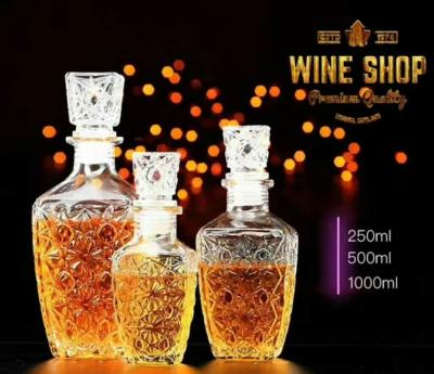 China 250ml 500ml Whiskey Glass Bottle Wine Container With Glass Lid Square Shape for sale