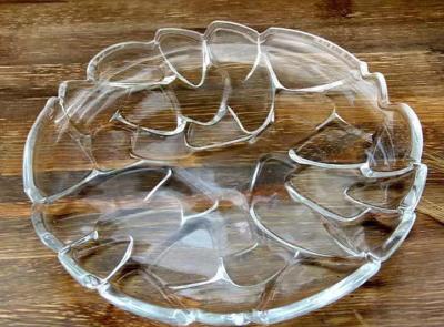 China 34cm Irregular Glass Fruit Plate / Transparent Plates Glass For Turkey On Christmas for sale