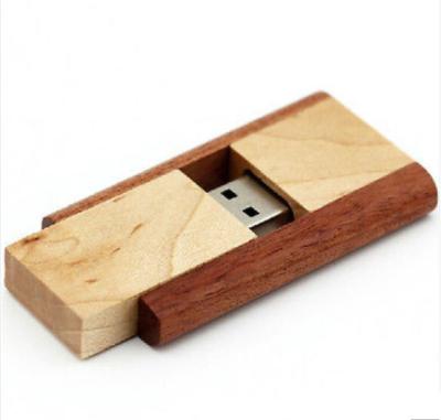 Chine L'impression en soie ou la mémoire en bois gravée d'Usb colle 1G 2G 4G 62*26*10mm à vendre