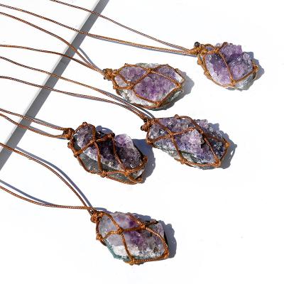 China Irregularity Spot Wholesale Natural Crystal Cluster Hand - Woven Irregular Raw Stone Healing Reiki Pendant Necklace for sale