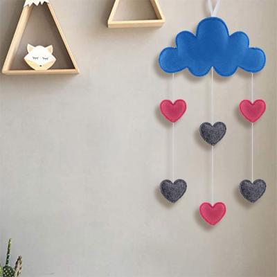 China Household Items Baby Home Decor Felt Heart Cute Cloud Wall Hanging Felt Craft Home Decoration. for sale