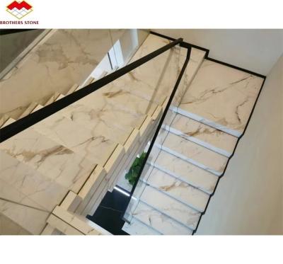 China Escaleras de piedra artificial antiderrapante brillantes azulejos para escaleras rectas interiores de diseño moderno en venta