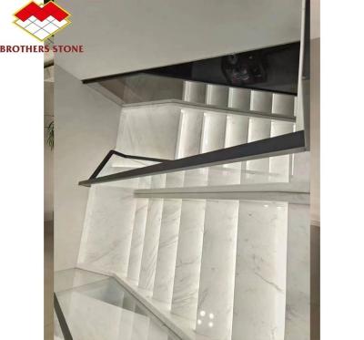 China Modern Polished White Marble Stairs Tiles Cut-to-Size Natural Stone for Interior Design for sale