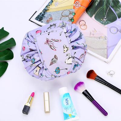 China Fashion Cute Makeup Bags For Girls Large Capacity Waterproof Custom Logo Travel Cosmetic Bags for sale