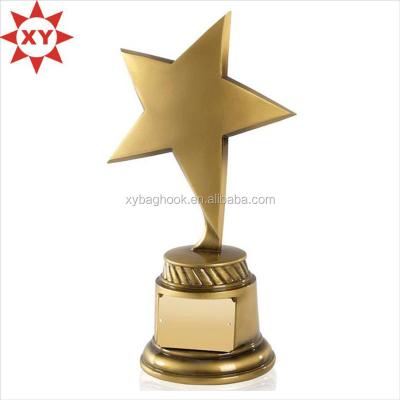 China Europe factory wholesale star soccer basketball tennis game resin metal honor sports trophies for sale