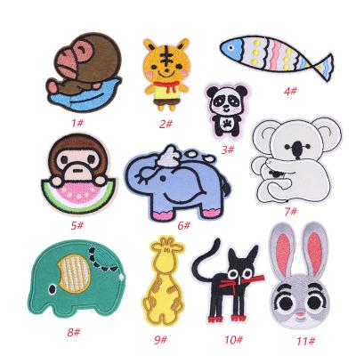 China Handmade embroidery cartoon shape giraffe cat panda elephant tiger monkey low price animal patches for kids clothes for sale