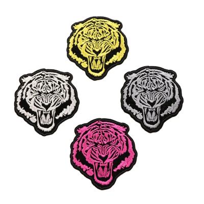 China Handmade Bulk Running Head Tiger Design Embroidered Clothing Accessories Patches for sale