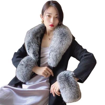 China MWfur Medium Custom Animal Fur One Set 100% Real Fox Fur Collar Detachable Scarf And Cuffs For Coat for sale