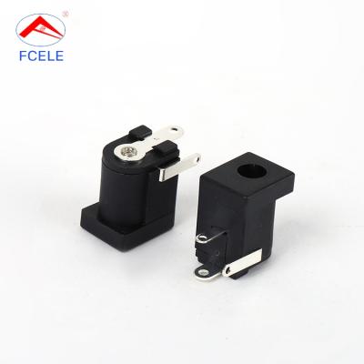 China Applicable temperature 40~+70′ „ ƒ High quality and low price manufacturer panel dc socket accepting usb power jacks for sale