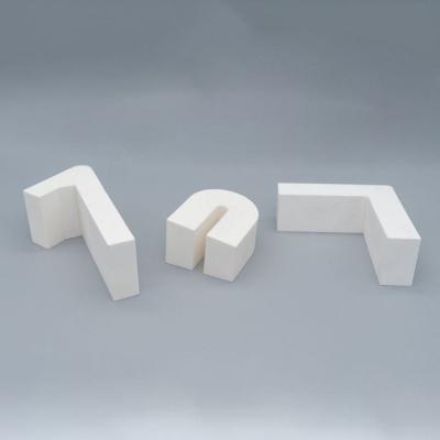 Κίνα Temperature Resistant White Alumina Ceramic Tiles with Excellent Wear and Chemical Resistance for Industrial προς πώληση