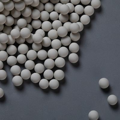 China Bulkdichtheid ≥ 3,2 g/cm3 Aluminiumkeramische ballen voor precisie- en temperatuuromgevingen Te koop