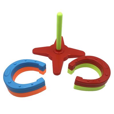 China Colorful Hot Selling Plastic Horsehoe Sports Set Outdoor Ring Toss Game Beach Toy for sale