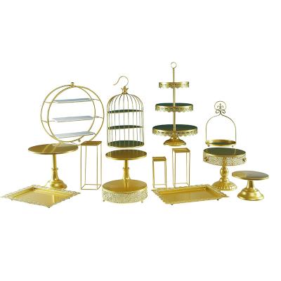 China Viable China Beatuiful Wedding Metal Display Cake Stand Gold Decor Set for sale