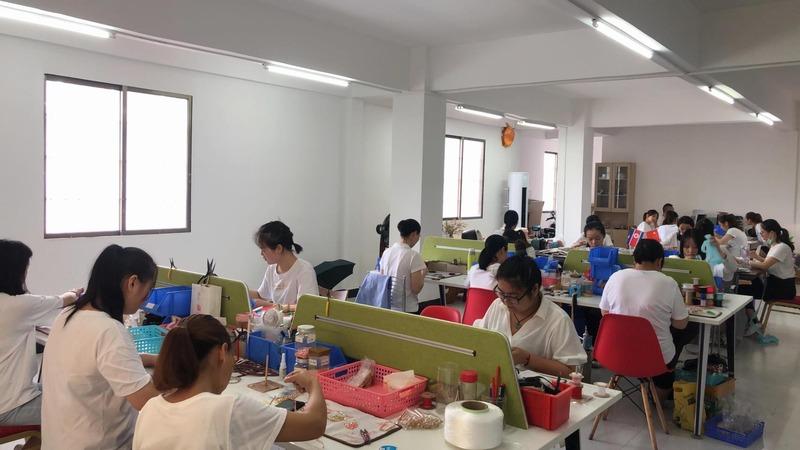 Verified China supplier - Foshan Nanhai Yuxingzhu Clothing Factory