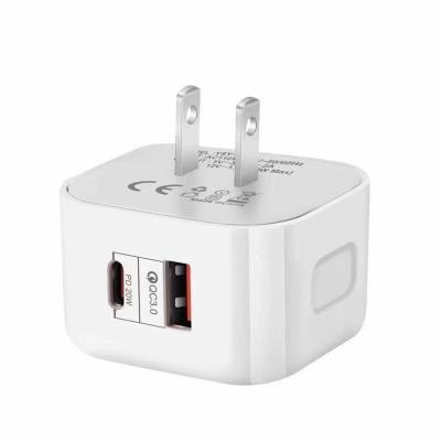 China 20w Fast Charge Dual Usb Wall Charger For Ip12 Mobile Phone Charging Plug for sale