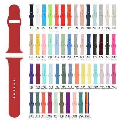 China 38MM 40MM 42MM 44MM de Riem van de het Horlogeriem van het Sportsilicone voor Apple IWatch 6 Te koop