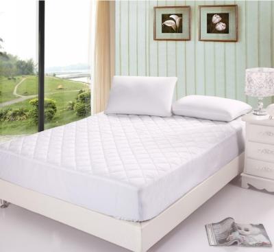 China Quilted Microfiber Filling Hypoallergenic Mattress Cover Waterproof for Bedding Set for sale