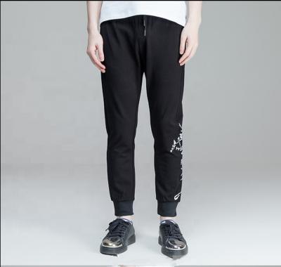 China 2017 wholesale cotton anti-pilling black trotter pants embroidery high quality men's jogger pants for sale