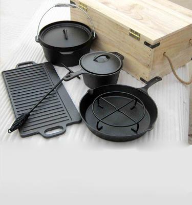 China Sustainable Cast Iron Camping Eco - Friendly Cookware With Wooden Case for sale