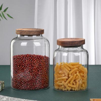 China 2023 Freshness Preservation Round High Borosilicate Glass Food Storage Jars Storage Spice Glass Jar Set With Lid for sale