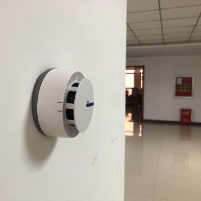 China Interconnected Photoelectric Smoke Alarm Detector 95%RH Humidity for sale