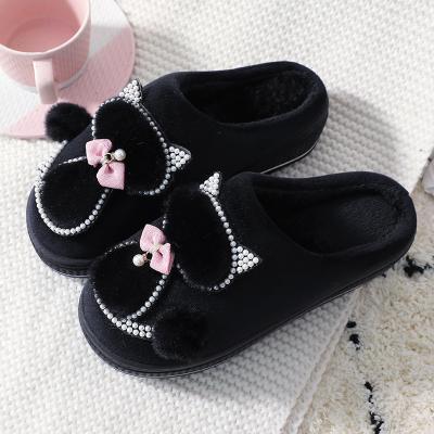 China 2021 new cotton slippers women lightweight thick soles step up cute cartoon cats shoes non-slip indoor women's cotton shoes wholesale for sale