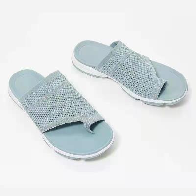 China Fashion trend wholesale summer outdoor and unique design non-slip wear-resistant ladies slippers for sale