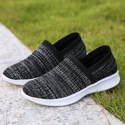 China Large Size Sweat-absorbent Flight Knit Shoes Mesh Women Running Shoes Lightweight Breathable for sale