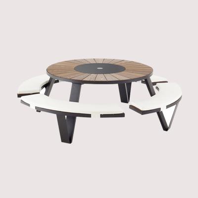 China Wholesale Modern Outdoor Garden Set Metal Cast Iron Luxury Hotel Used Urban Round Wood Table Patio Furniture for sale