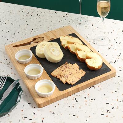 China Hot Selling Sustainable High Quality Organic Natural Kitchen Square Shape Charcuterie Bamboo Cheese Board for sale