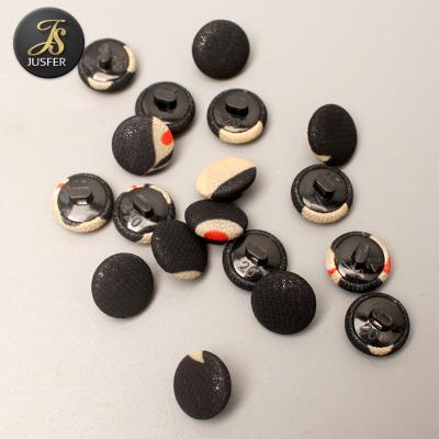 China Dry Cleaning Satin Aluminum Top Round Cloth Covered Black Leg Buttons With Plastic Back for sale