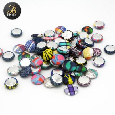 China Round Shape Canvas Cover Flatback Nickel Free Colorful Button for sale