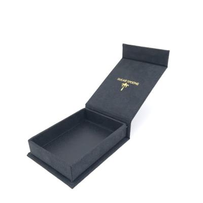 China Exquisite Reused Materials Jewelry Gift Box Paper Box Printed Clothing Magnetic Folding Logo Packaging Box for sale