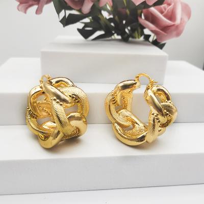 China Trendy New Trendy Fashion Gold Plated Vintage Circle Earring Designer Luxury Cheap Flat Oval Circle Earring Twisted Filled Earrings for sale